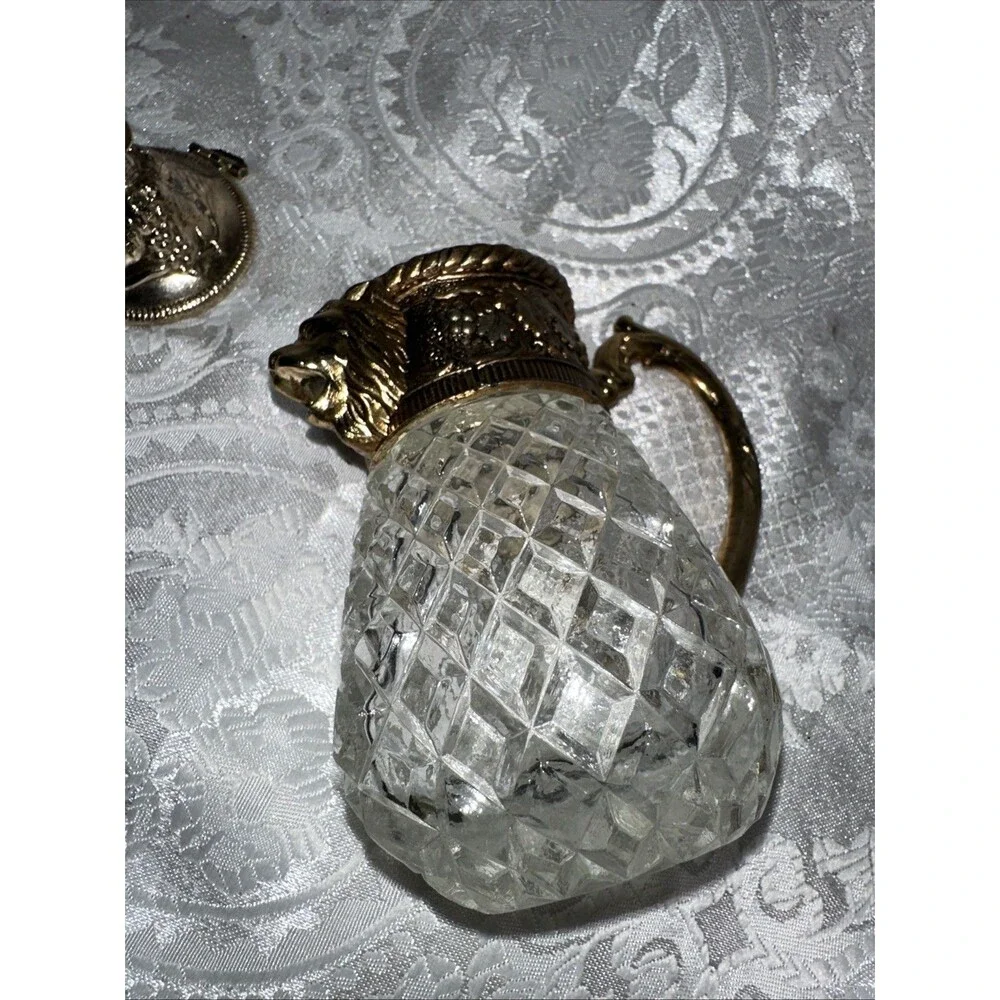 Vintage Raimond Glass Pourer